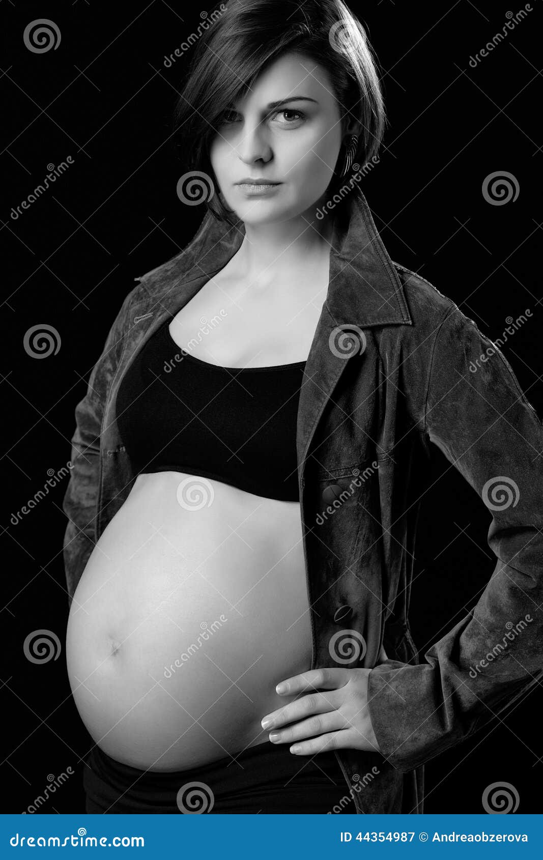 Pregnant Black Mom Nude - Attractive Young Pregnant Woman with Naked Belly Stock Image - Image of  expectant, feminine: 44354987