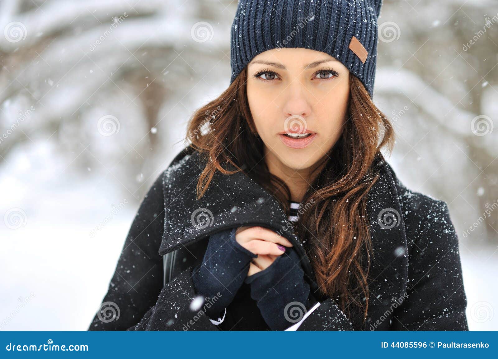 Attractive Young Woman in Wintertime Outdoor Stock Photo - Image of ...