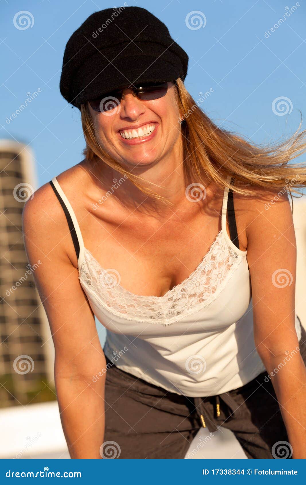 Blonde Parody Am Strand Blonde Parody Am Strand