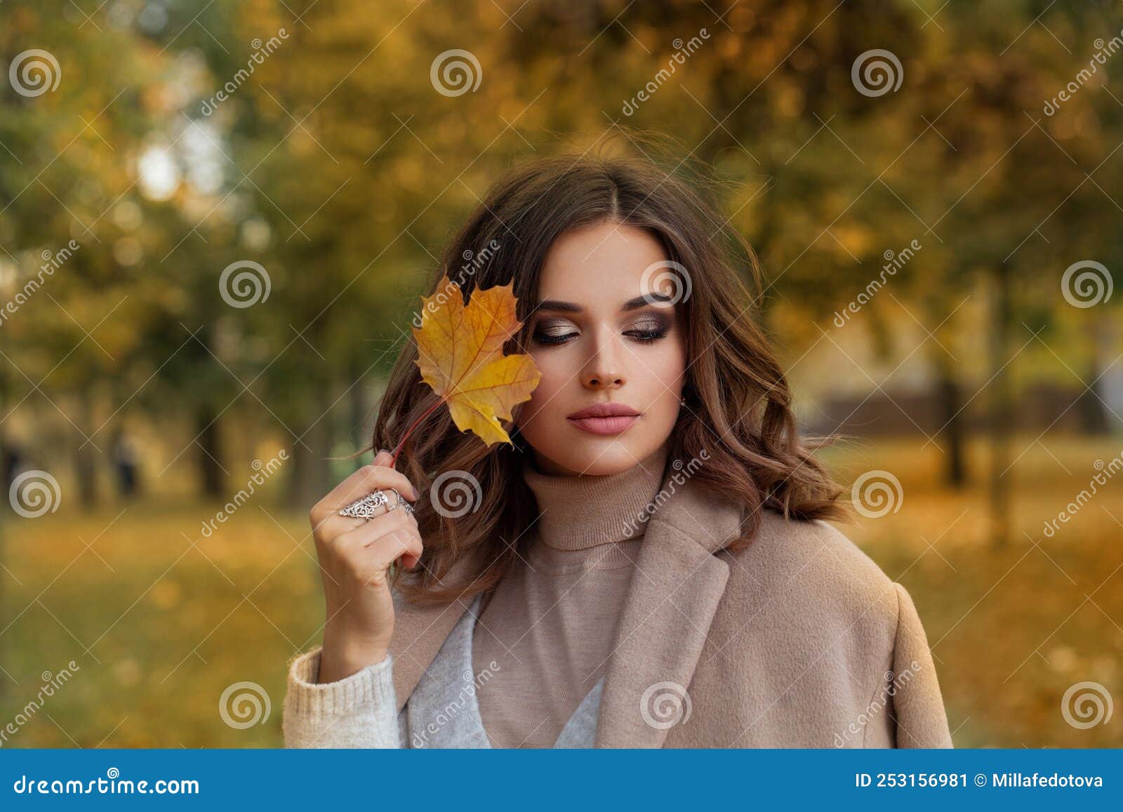 Atumn Woman Portrait. Beautiful Model Holds Fall Maple Leaves Outdoor ...