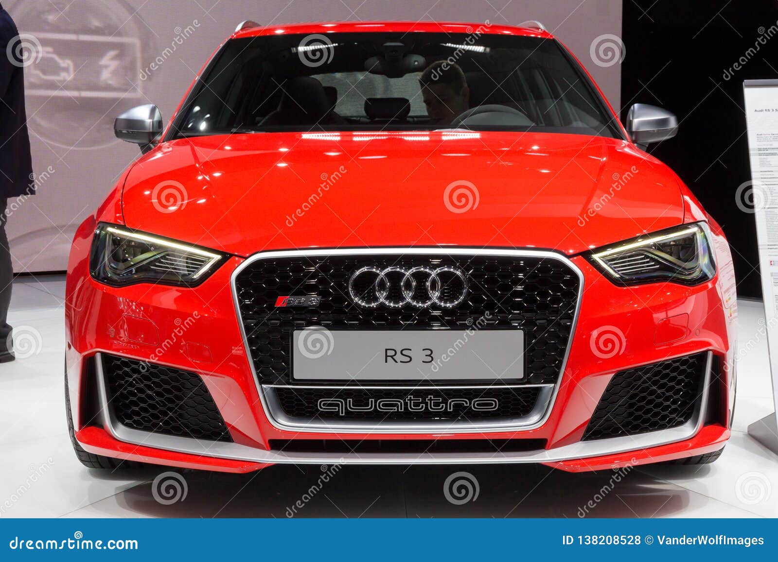 Audi SQ8 E-Tron 2024 Modelo 3D $159 - .fbx .3ds .lwo .c4d .ma .obj .max -  Free3D, image size:1600x1157