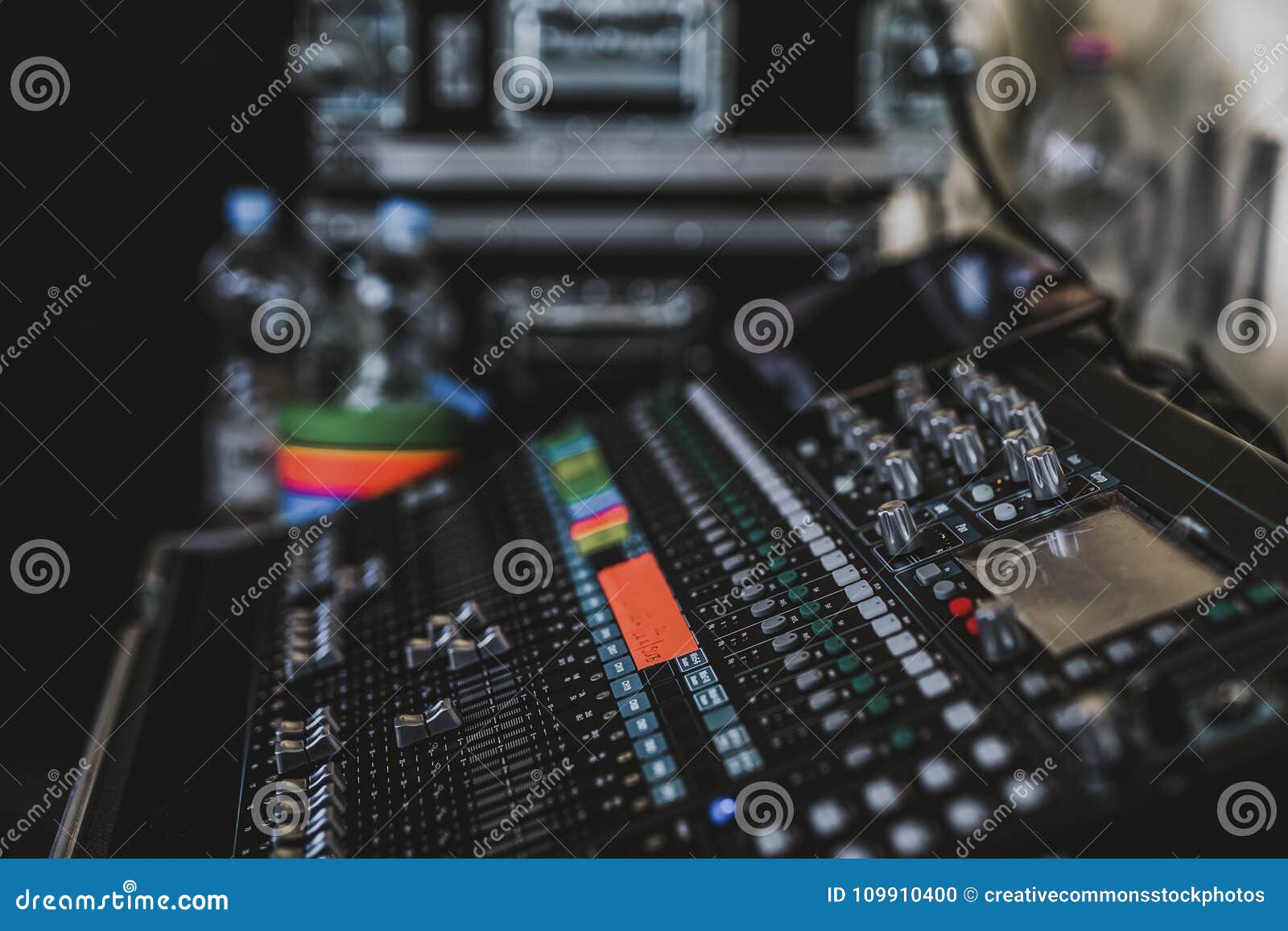 Audio, Mixer, Bass Picture. Image 109910400