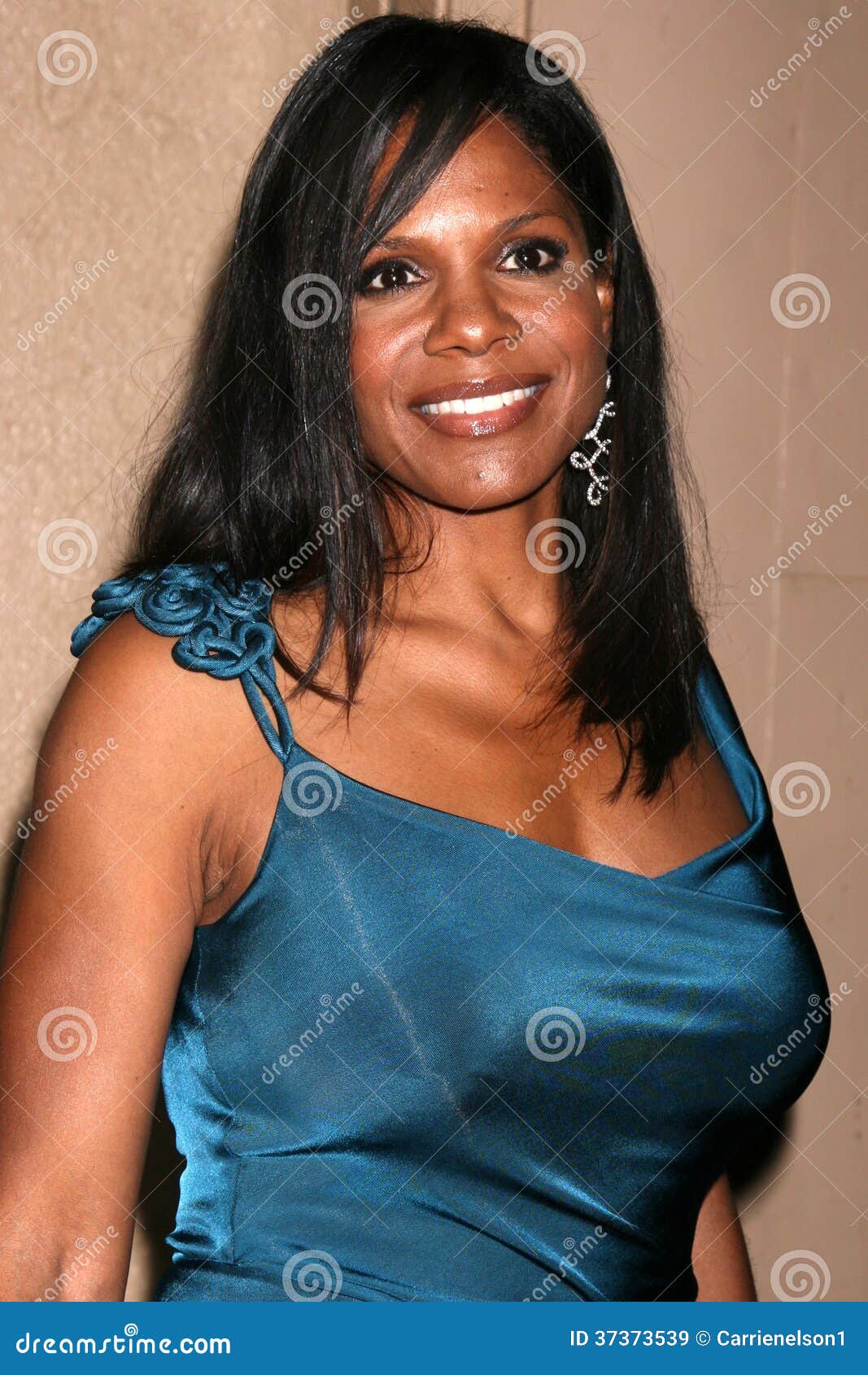 Audra McDonald editorial stock image. Image of benefiting - 37373539