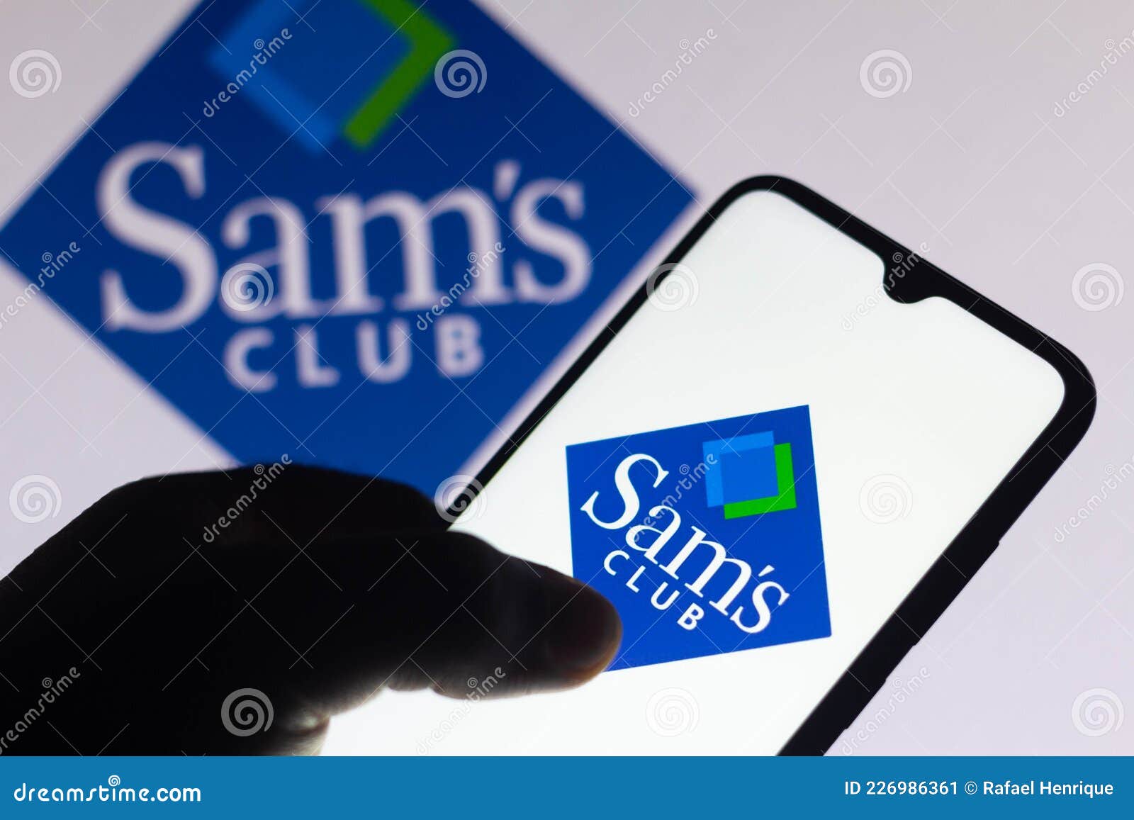 August 10, 2021, Brazil. in this Photo Illustration the Sams Club Logo Seen  Displayed on a Smartphone Editorial Photo - Image of news, internet:  226986361