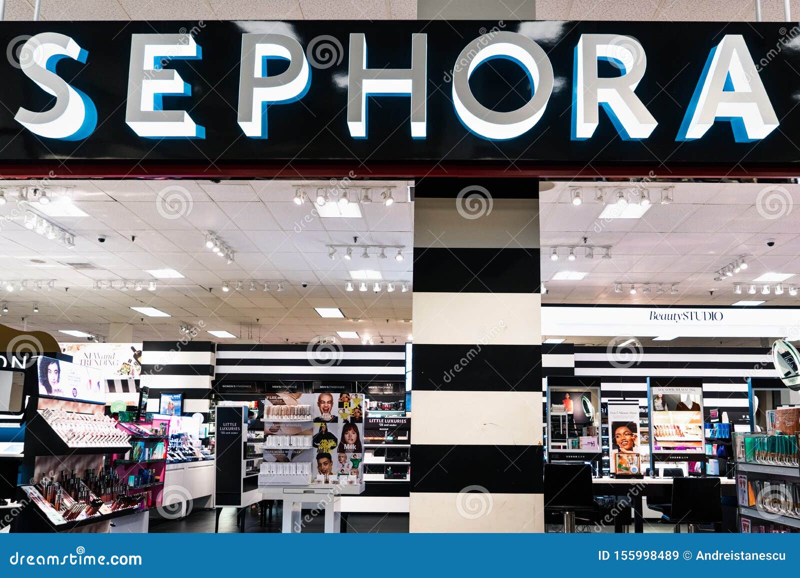 August 14, 2019 San Jose / CA / USA - Sephora Store Located in a Mall in  South San Francisco Bay Area; Sephora is a Parisâ€“based Editorial Stock  Image - Image of editorial, fragrance: 155998489