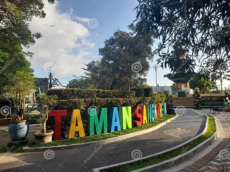 August 7, 2023 : Taman Sangkareang is a City Park that is Visited by
