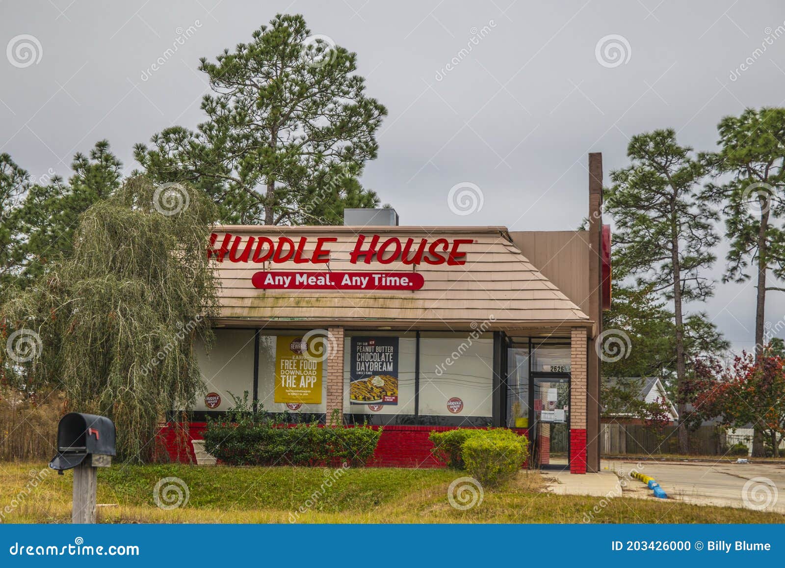 5 390 Restaurant Front House Photos Free Royalty Free Stock Photos From Dreamstime