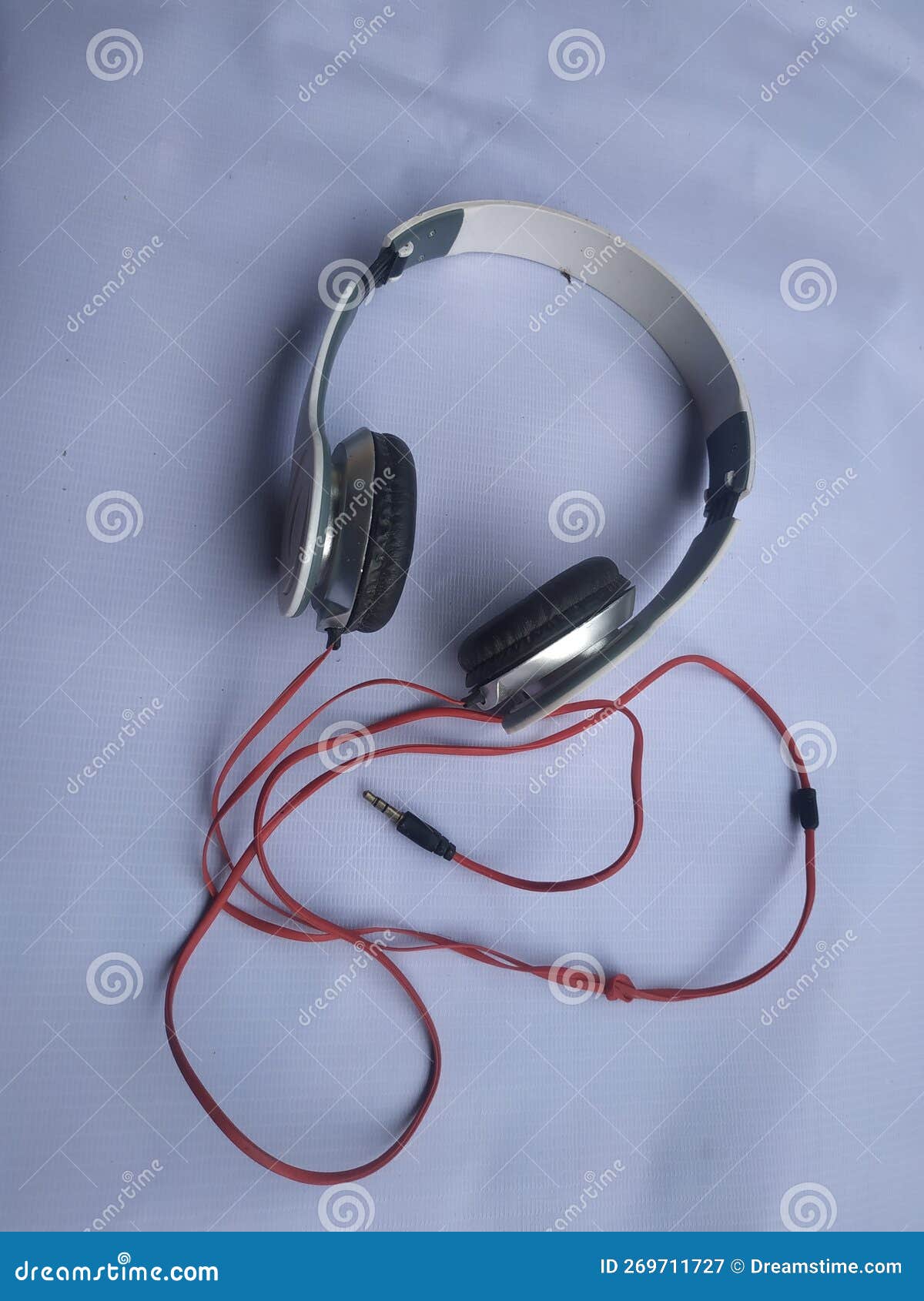 Auriculares Conectados Por Tel fono O a Un Ordenador Imagen de