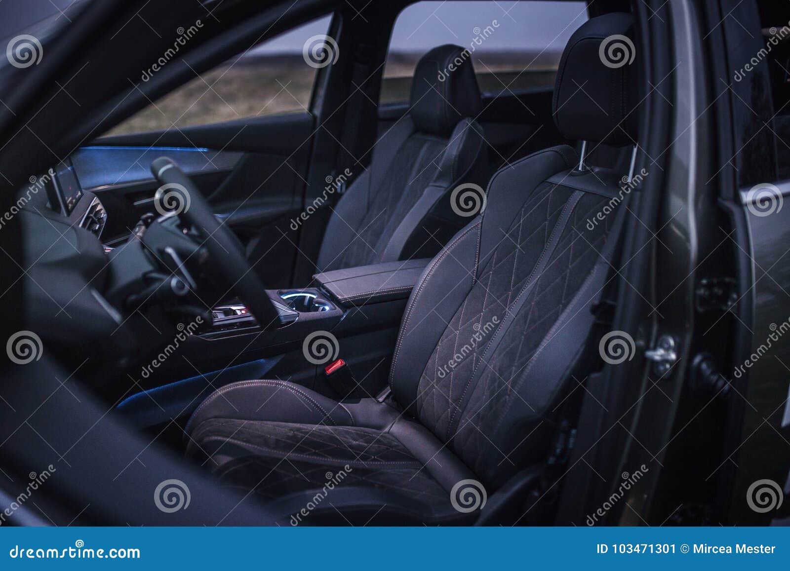 Auto-Innenraum: Front Car Seats Stockbild - Bild von aufmachung