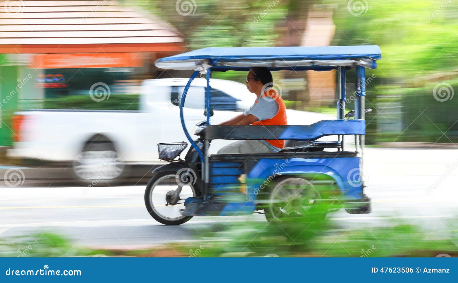 Auto rickshaw or tricycle editorial photo. Image of krabi - 47623506