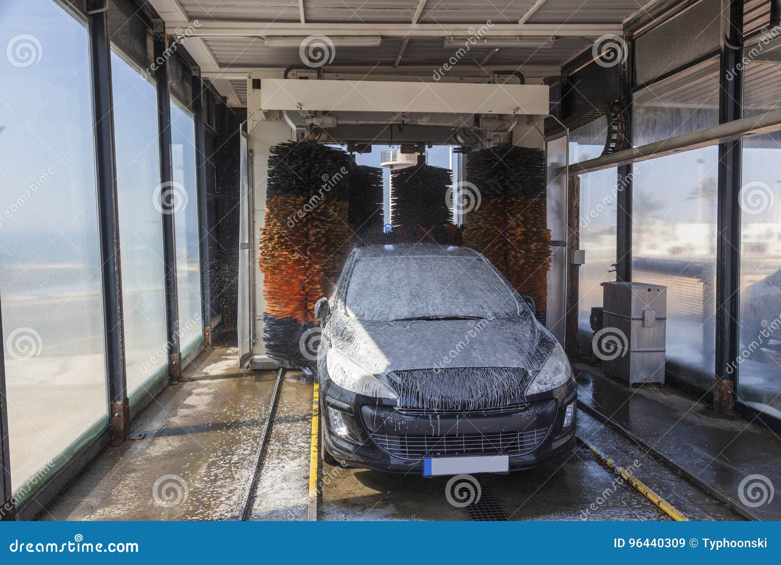 Automatic car wash service stock image. Image of cleaner 96440309