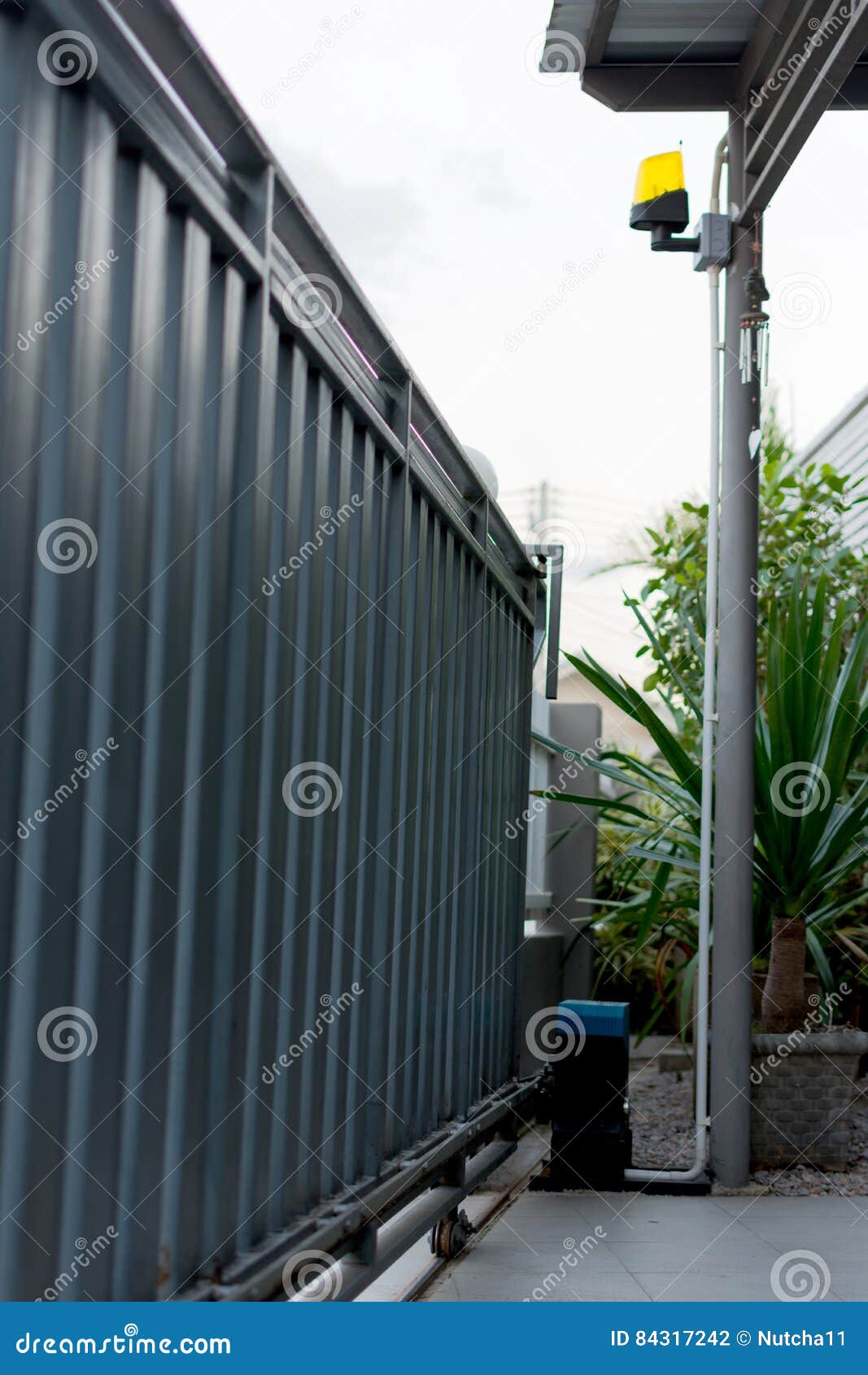 automatic slide house metal gates