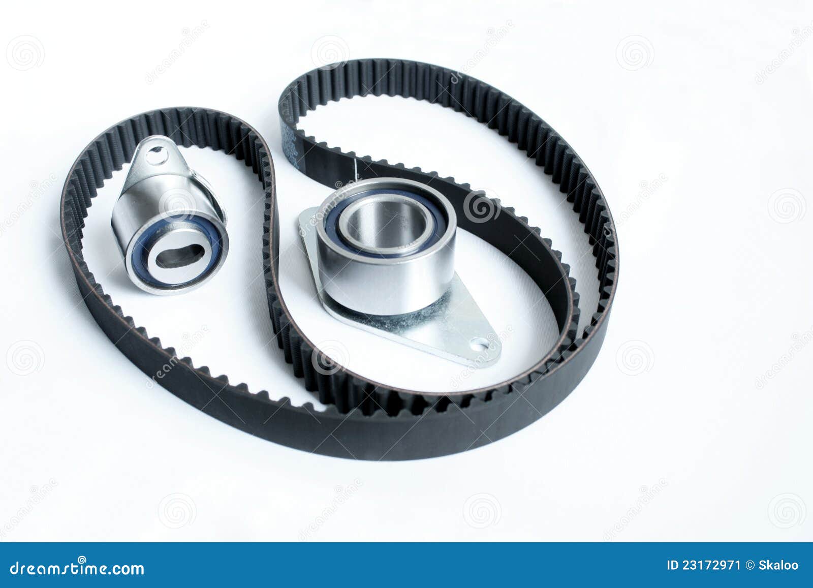 Automotive belt drive kit stock image. Image of service 23172971