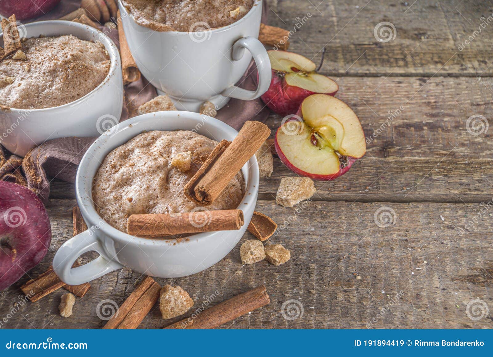 autumn apple pie mugcake