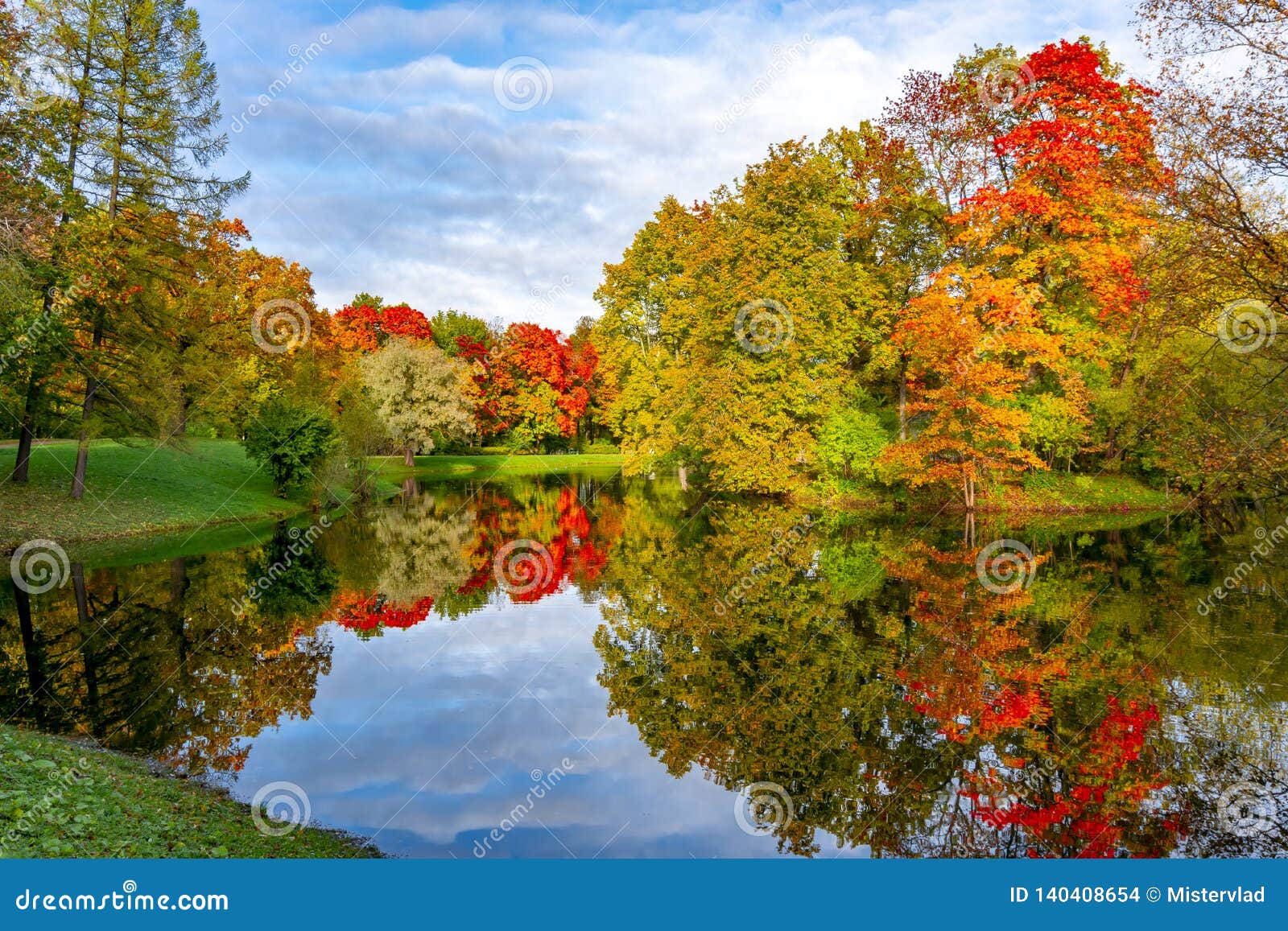Autumn Foliage in Alexander Park, Tsarskoe Selo Pushkin, St. Petersburg ...