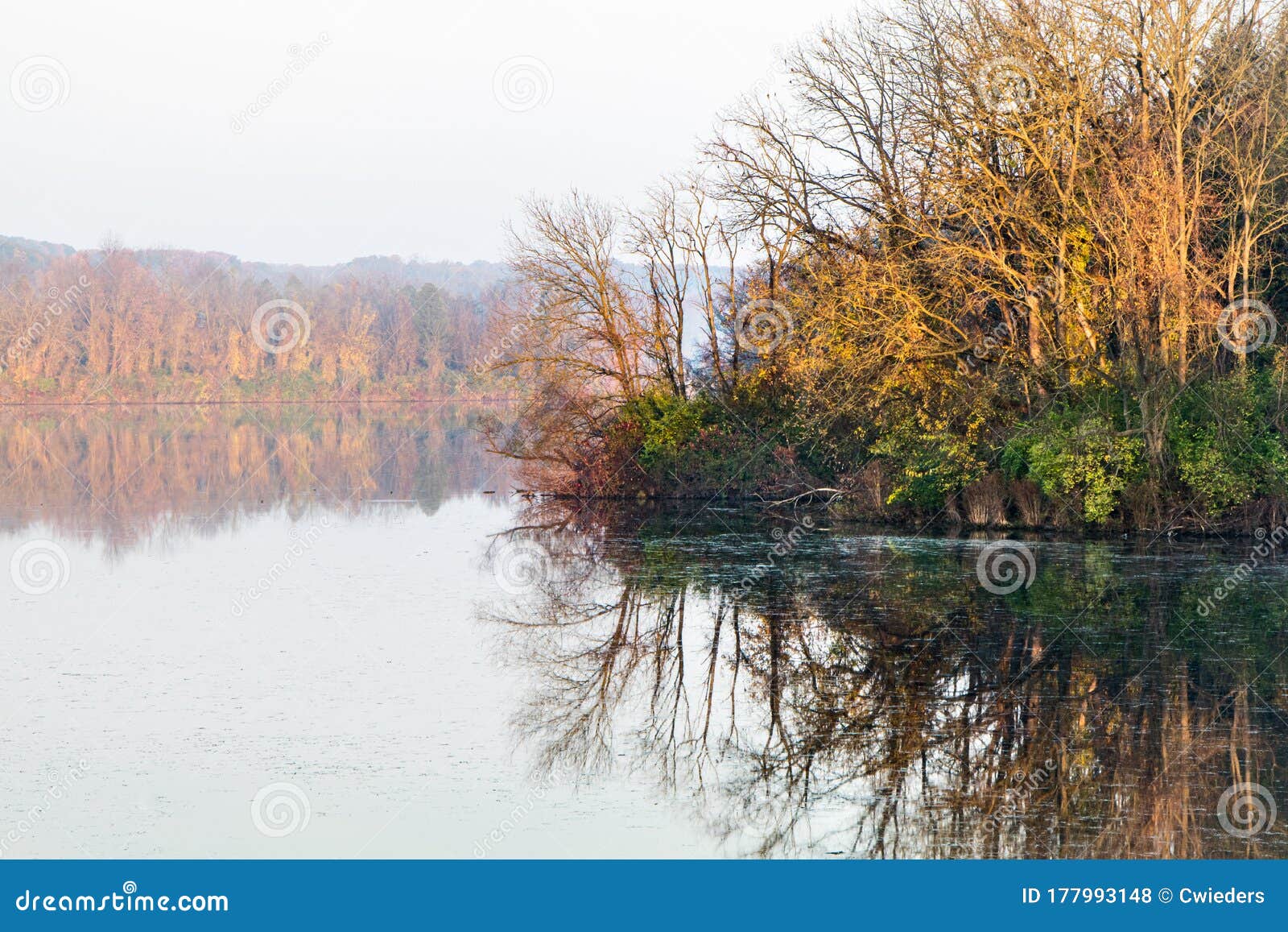 Autumn Landscape Featuring Colorful Trees Reflecting in a Lake in Eastern  Pennsylvania Stock Photo - Image of county, tranquil: 177993148