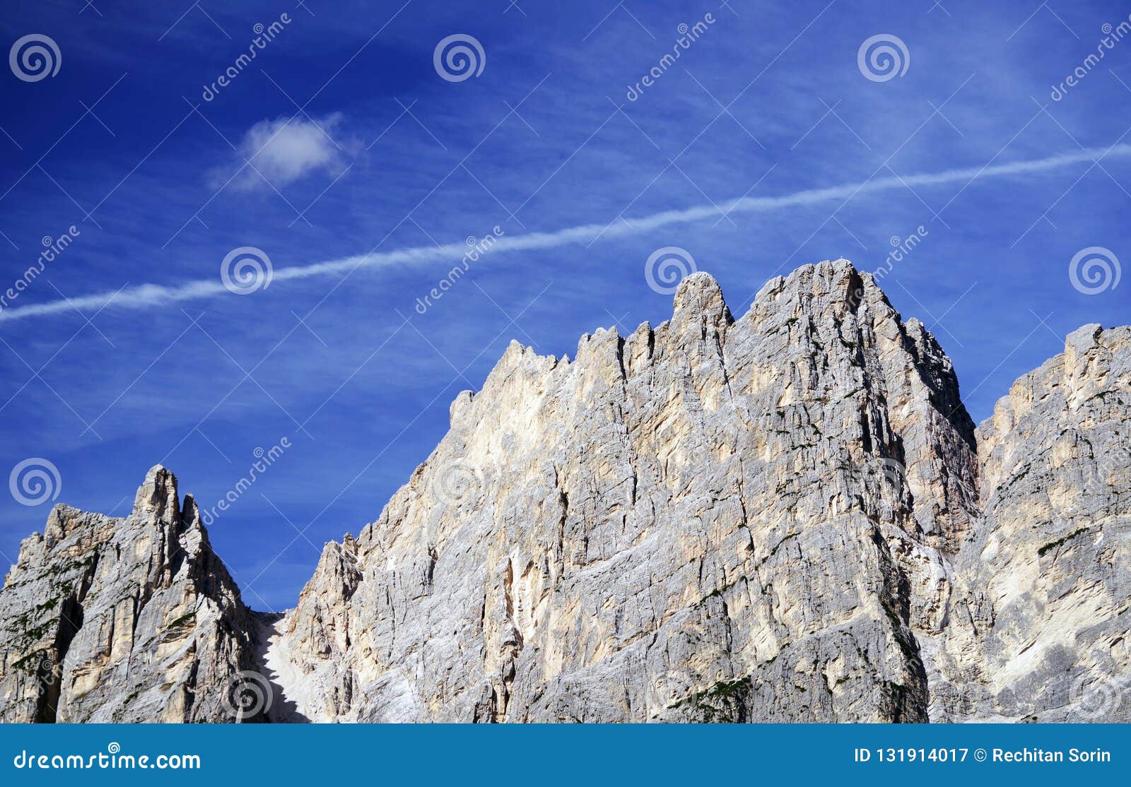 autumnal alpine landscape of monte cristallo.