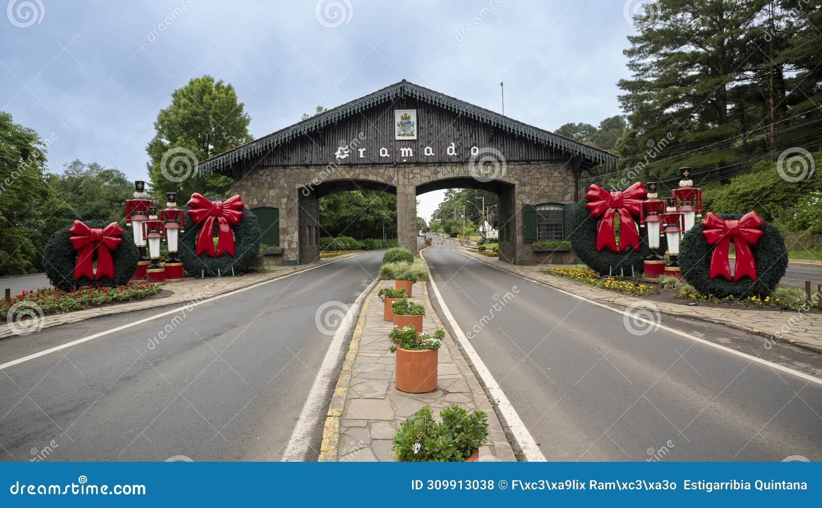 bavarian style lawn portico in rio grande do sul - brazil