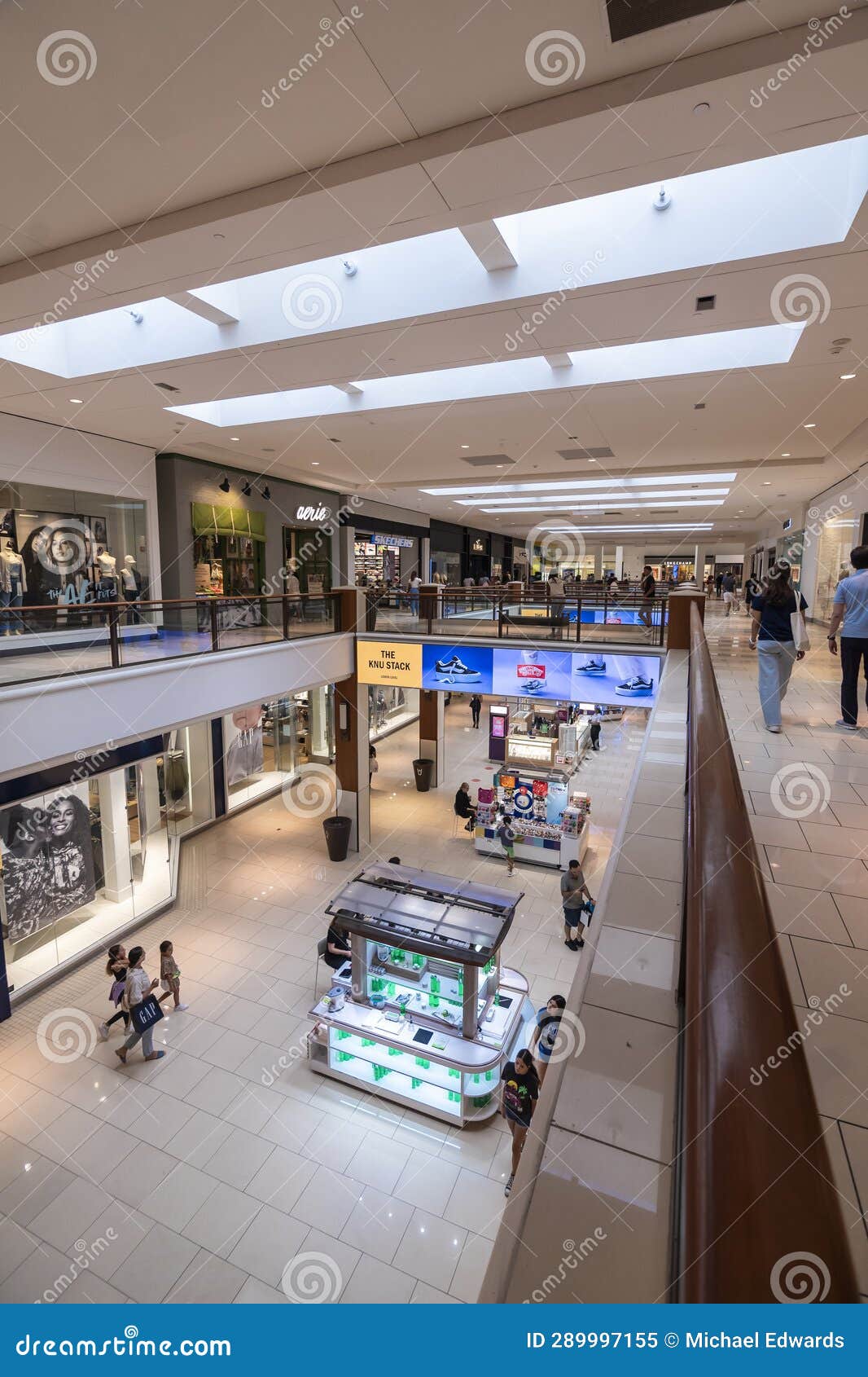 Louis Vuitton - aventura mall - florida - August 20, 2018 