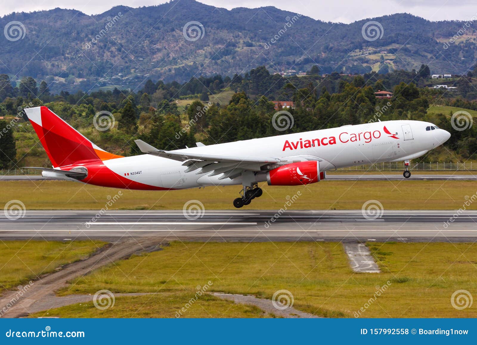 Campaña moneda ampliar Avianca Cargo Airbus A330-200F Airplane Medellin Airport Editorial Stock  Photo - Image of flight, travel: 157992558