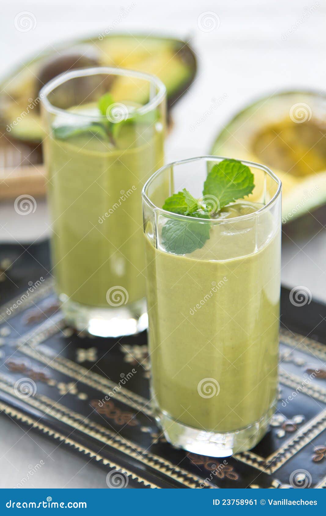 Avocado Smoothie [Gezonde Drank] Stock Afbeelding Image of rijp