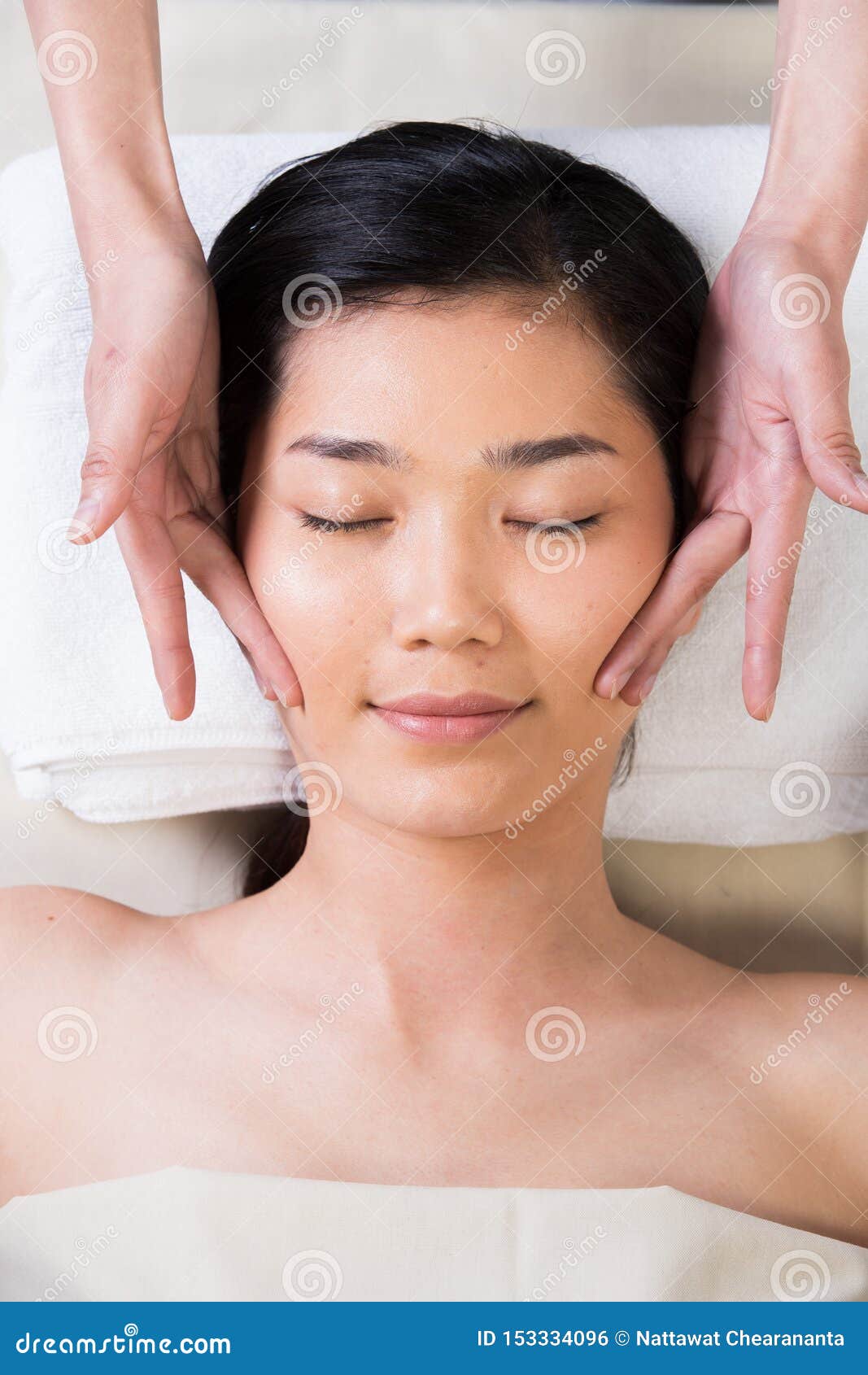 Ayurvedic Head Massage Therapy on Facial Forehead Stock Photo - Image of medical, indoors: 153334096 Ayurvedic Head Massage Therapy on Facial Forehead Stock Photo - Image of medical, indoors: 153334096