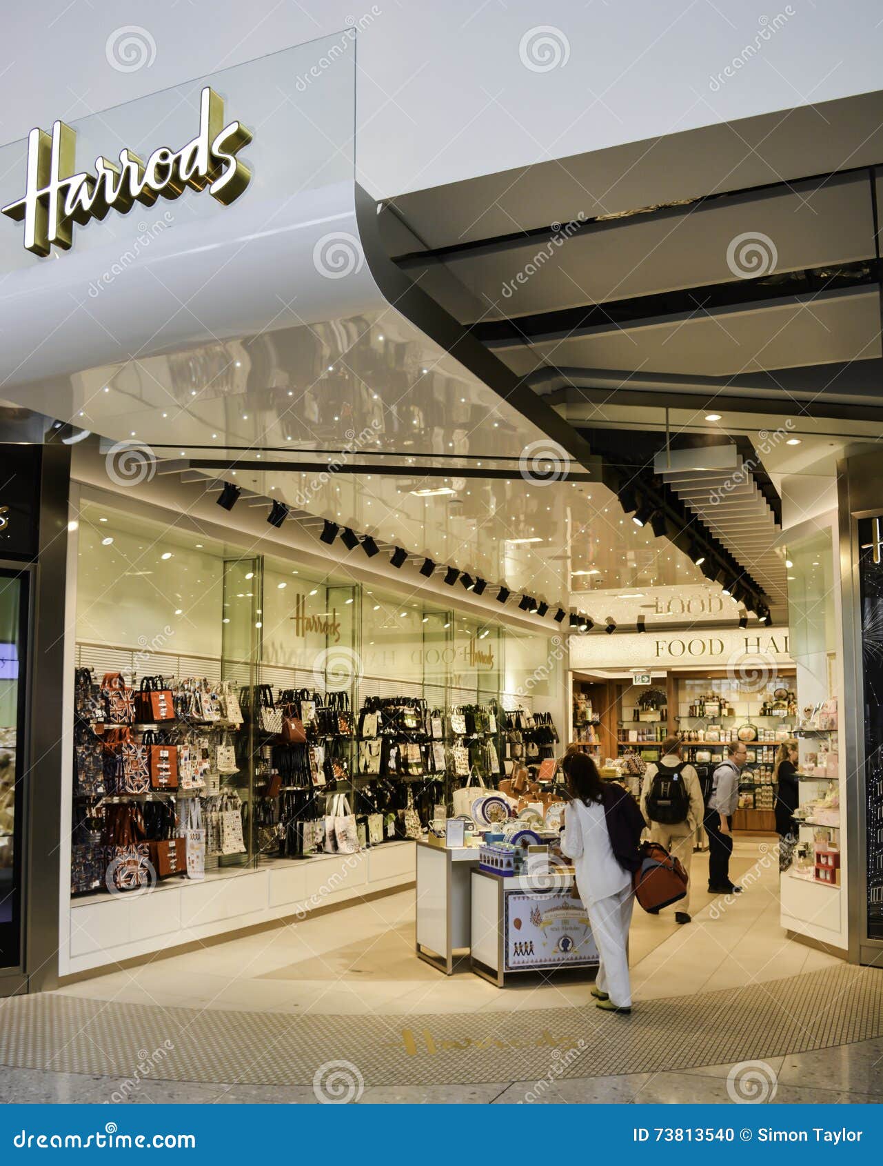 Aéroport De Heathrow Harrods Image éditorial Image du européen