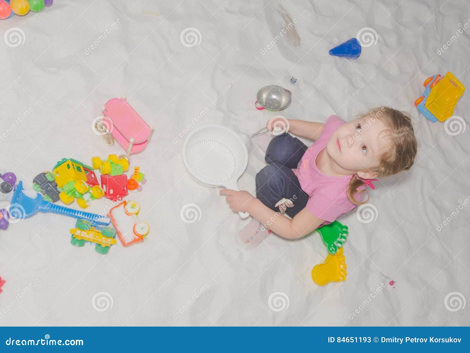Bebe Dans La Salle De Sel Traitement De Rhinite Image Stock Image Du Rhinite Mensonge Bebe Dans La Salle De Sel Traitement De Rhinite Image Stock Image Du Rhinite Mensonge