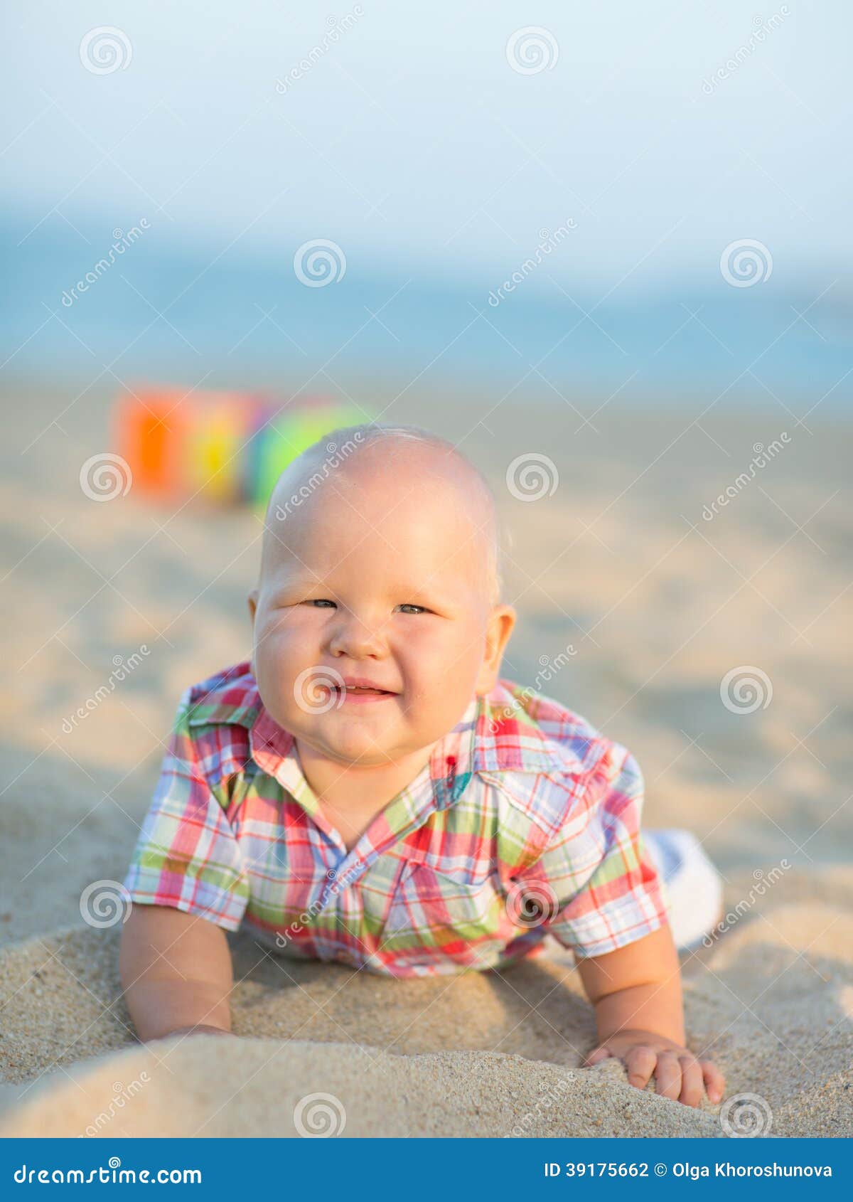 Baby on the beach stock photo. Image of relax, enjoyment 39175662