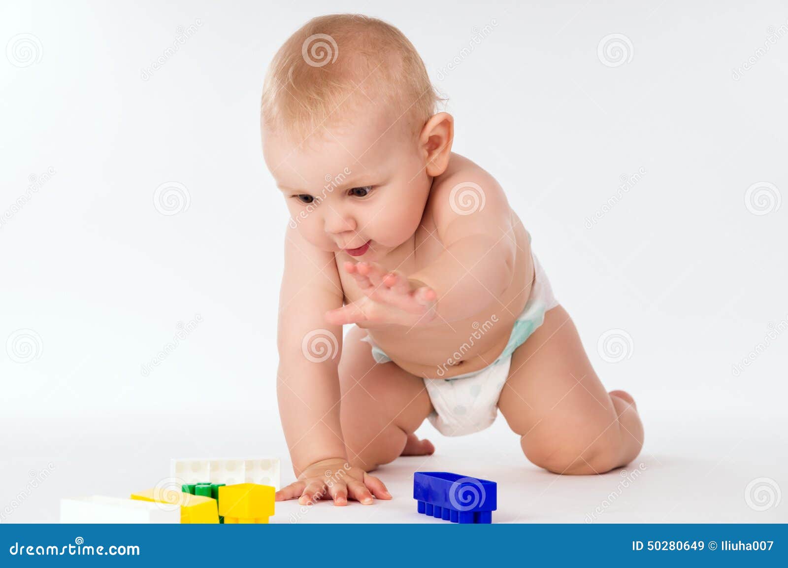Baby crawls on all fours stock image. Image of active 50280649