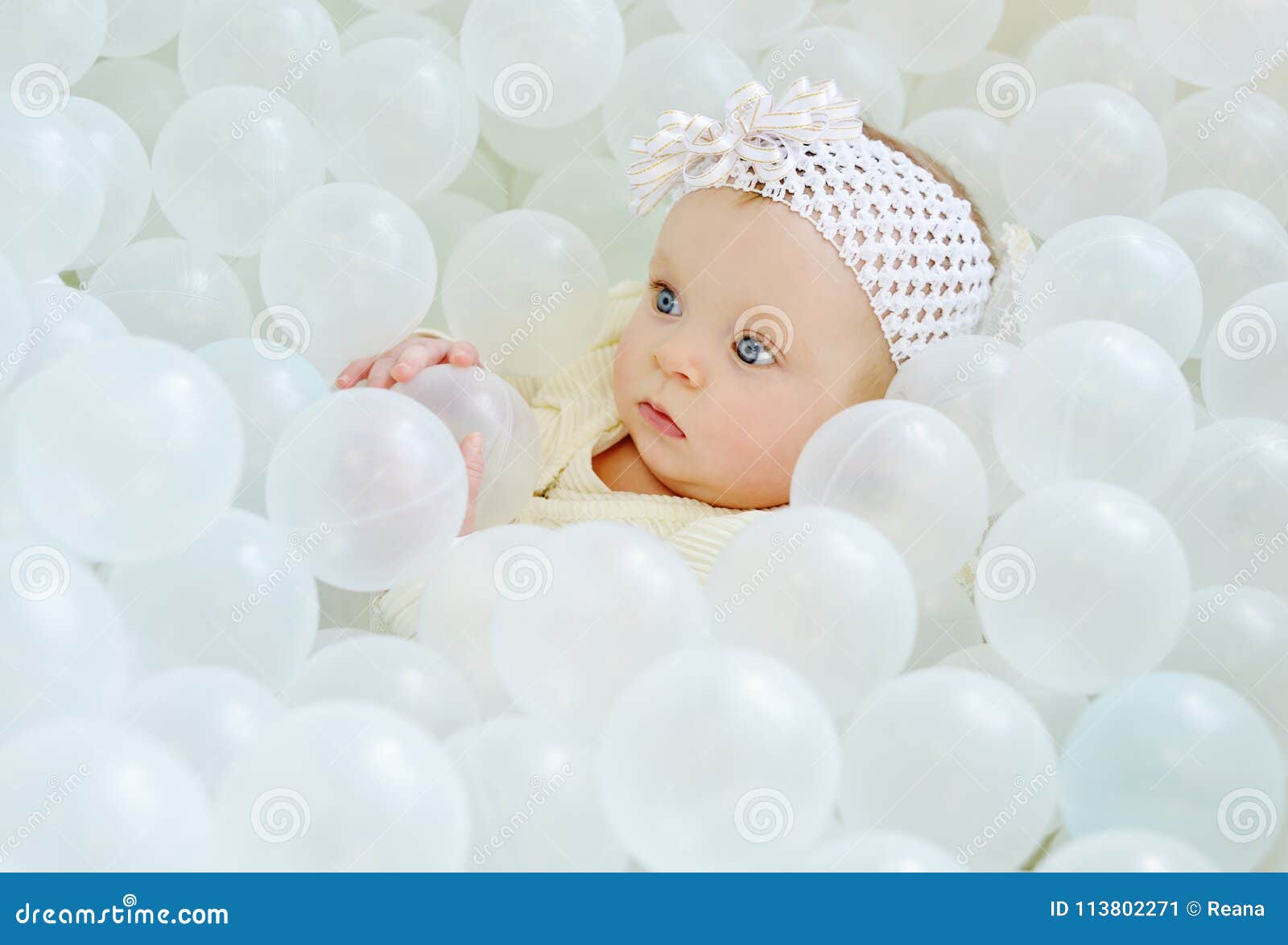 baby girl ball pool