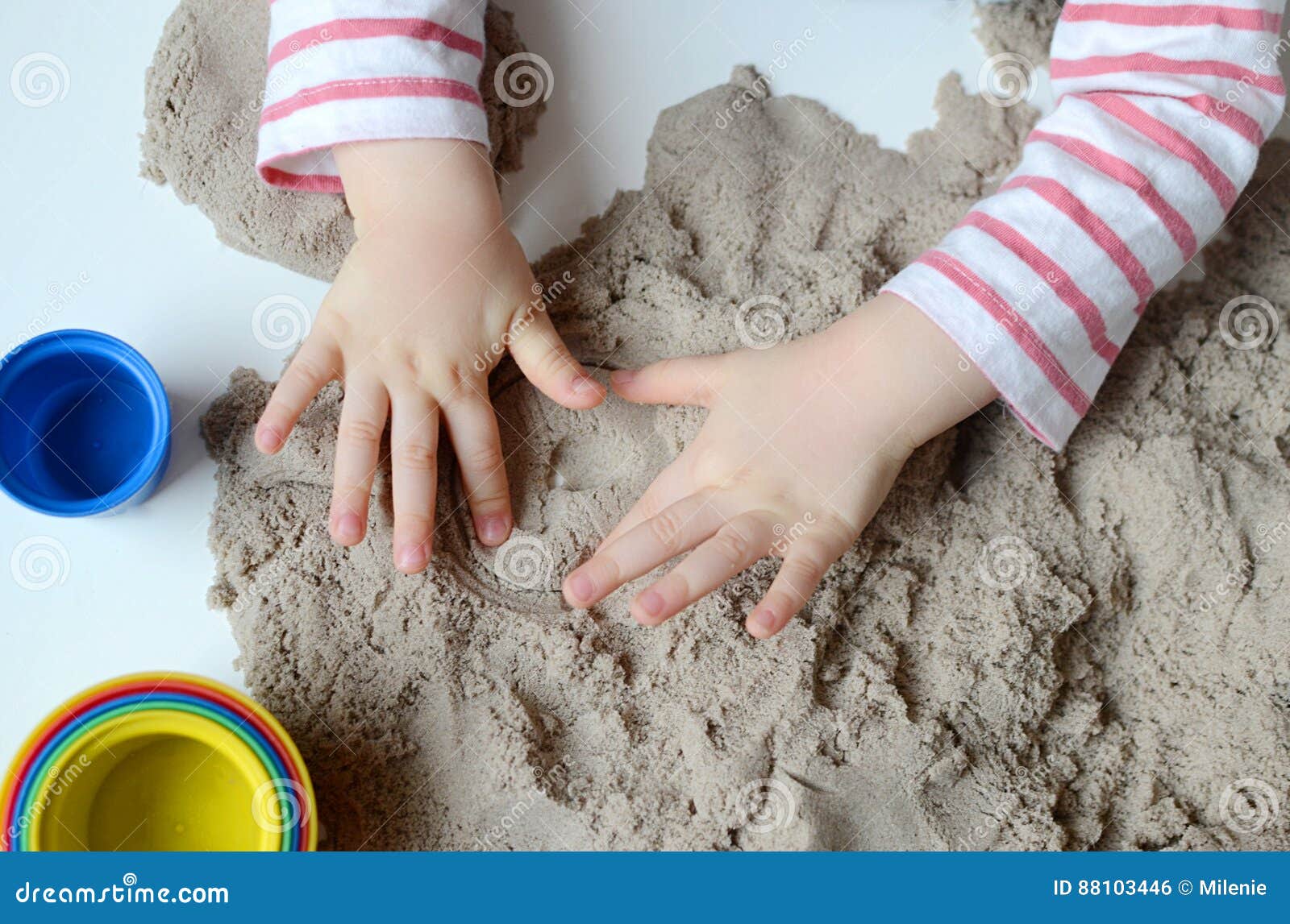 kinetic sand age