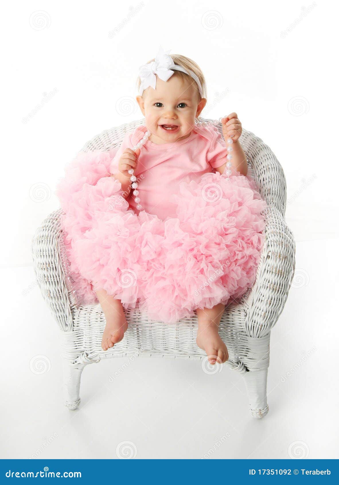 All Listings Tutus. Tutus are much too much fun! With every step, feel like a ballerina floating across the stage in girls garments equally beautiful as the performance. The trend takes many forms and colors.