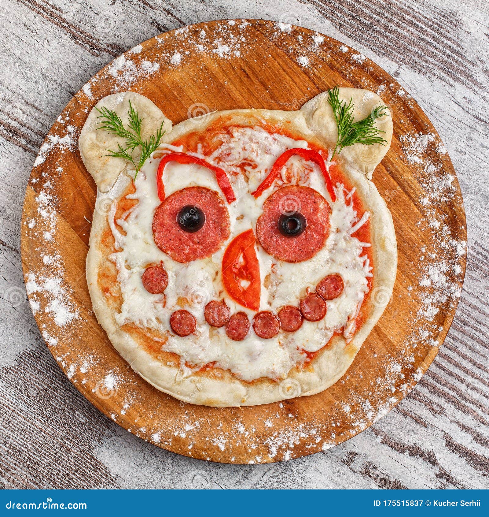 Baby Pizza in the Form of an Animal`s Face. Children`s Menu Stock Image -  Image of birthday, breakfast: 175515837