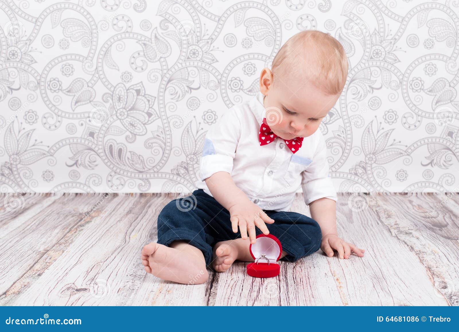 26 311 Baby Pose Photos Free Royalty Free Stock Photos From Dreamstime 26 311 Baby Pose Photos Free Royalty Free Stock Photos From Dreamstime