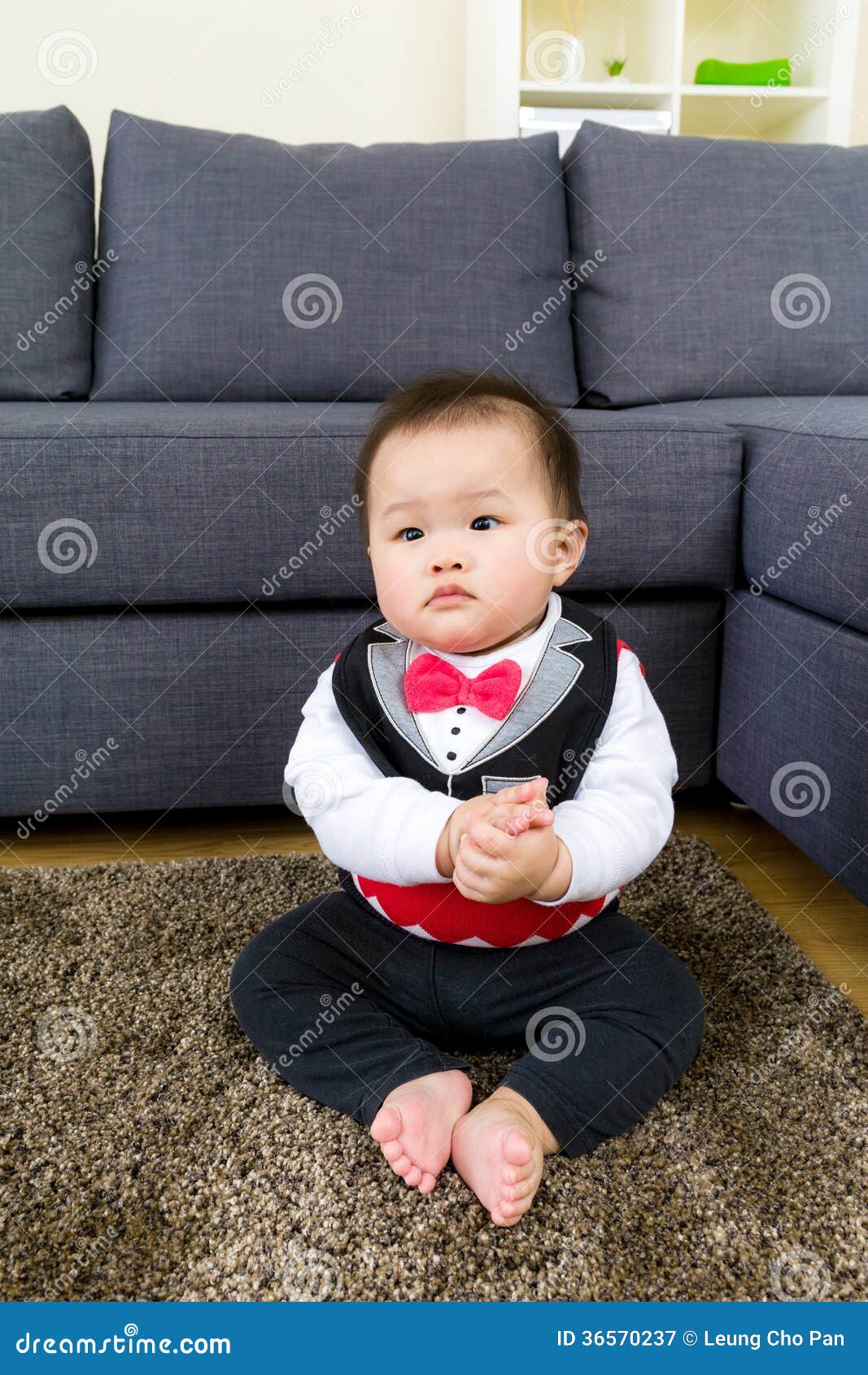 Baby seating at home stock image. Image of carpet, babe 36570237