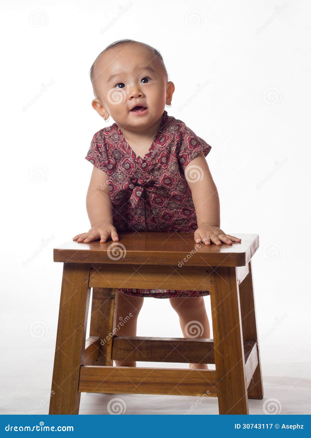 when baby stand without support