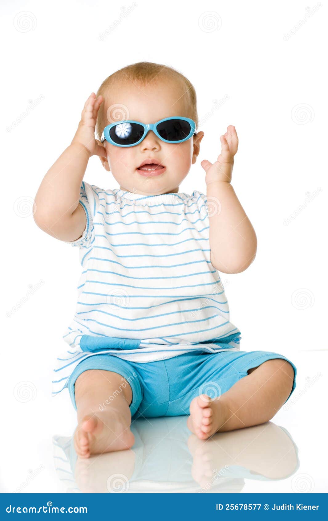 Baby with sunglasses stock image. Image of sunglasses 25678577