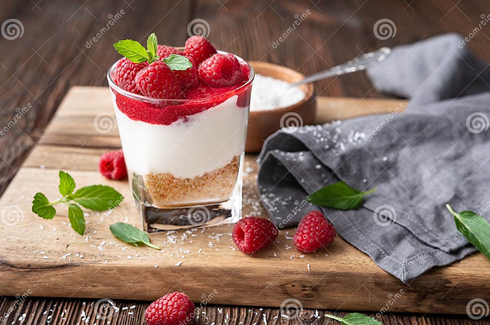 Backen Sie Nicht in Einem Käsekuchennachtisch Glasgefäß, Das Mit ...