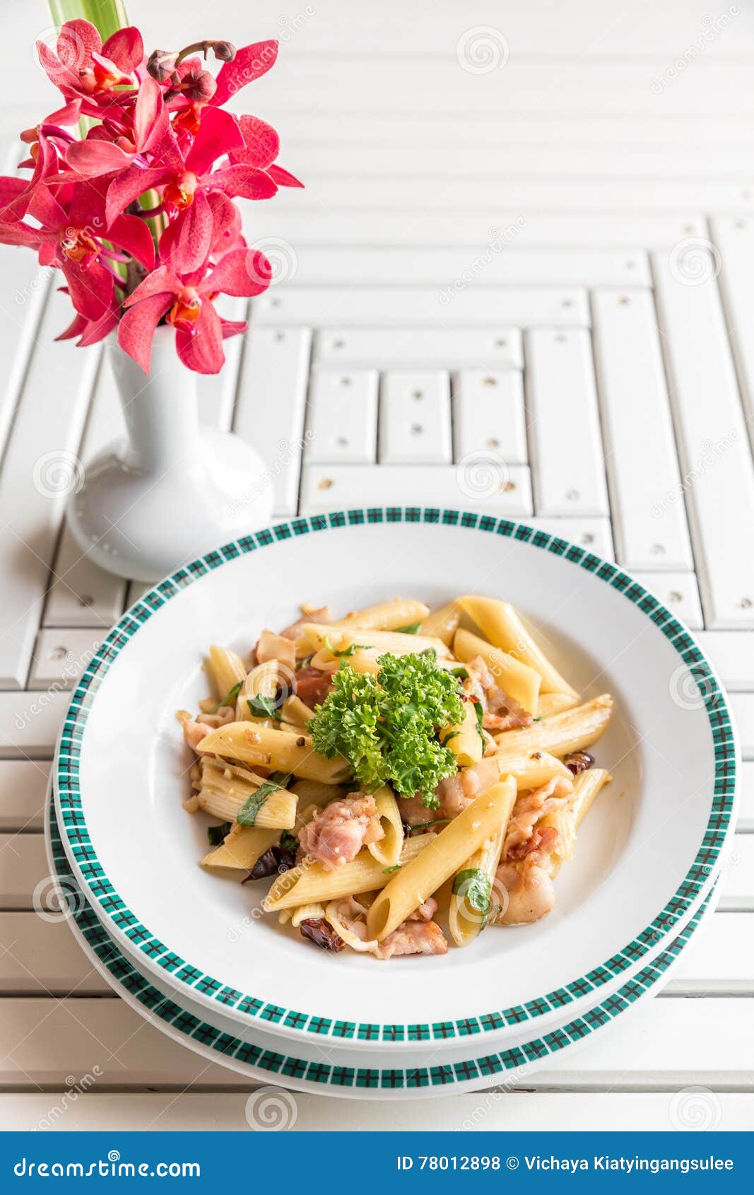 Bacon Aglio olio pasta stock photo. Image of meal, bacon 78012898