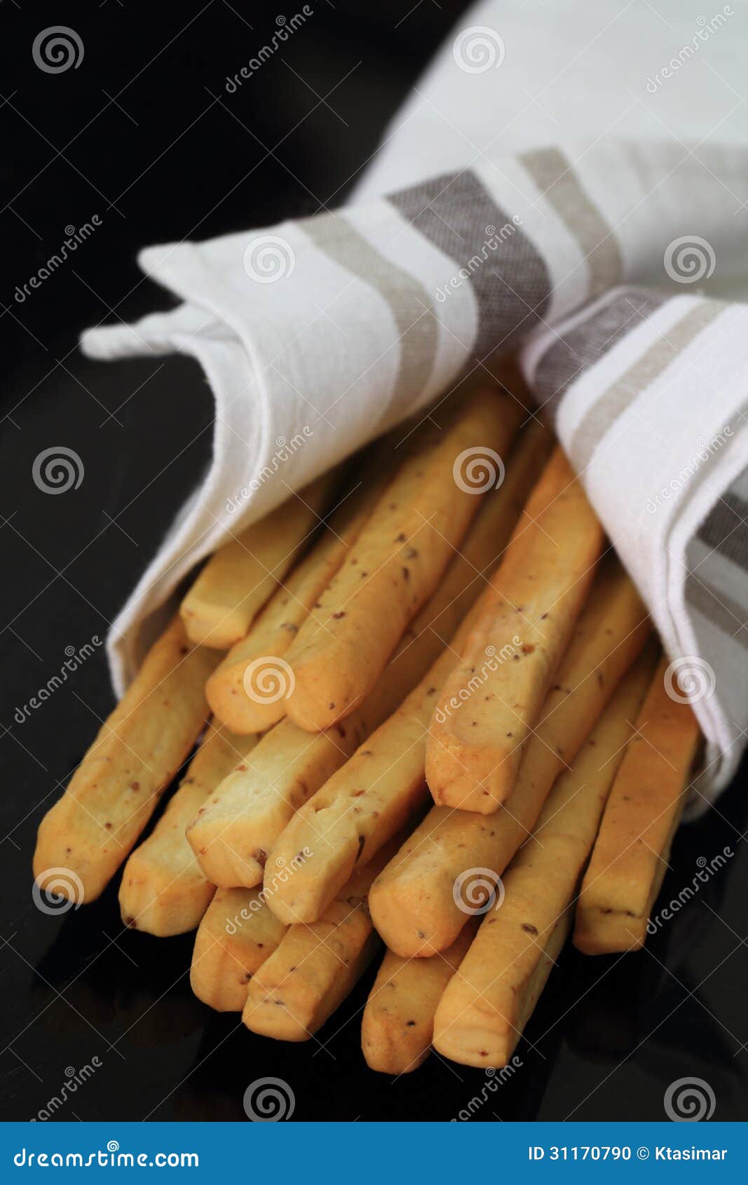 Bacon Breadsticks stock foto. Afbeelding bestaande uit cracker - 31170790