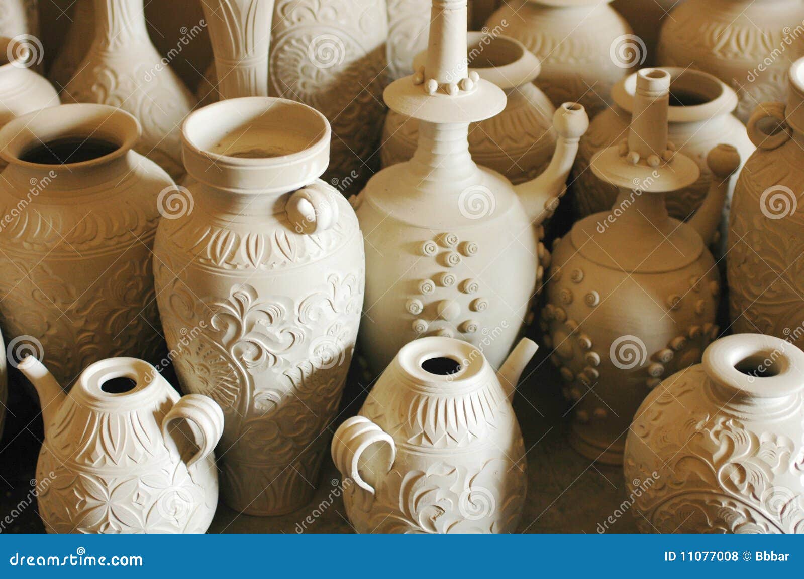 Bacs Et Vases D'argile Photos libres de droits Image 11077008