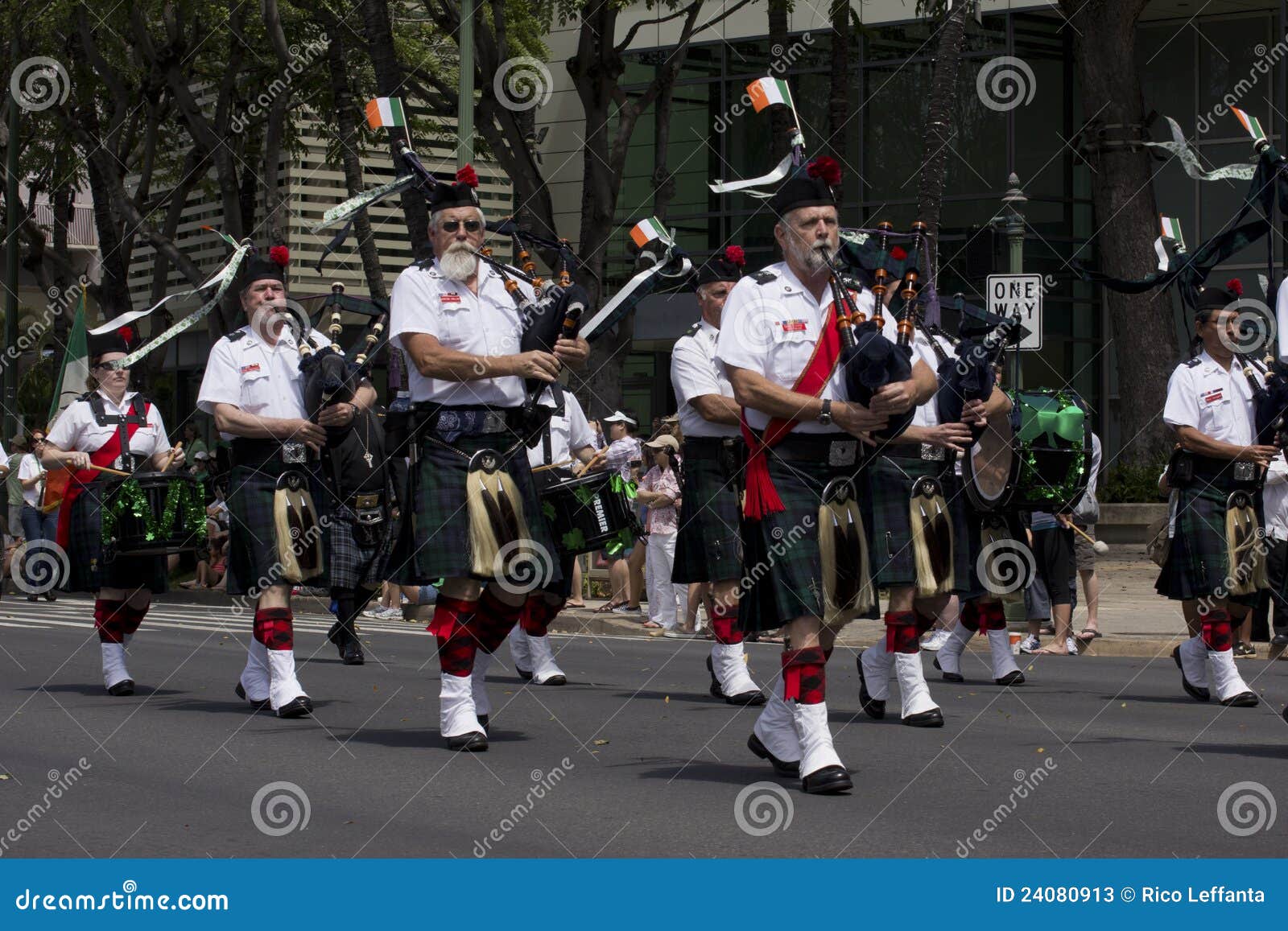Bagpipe band editorial stock photo. Image of drum, march 24080913