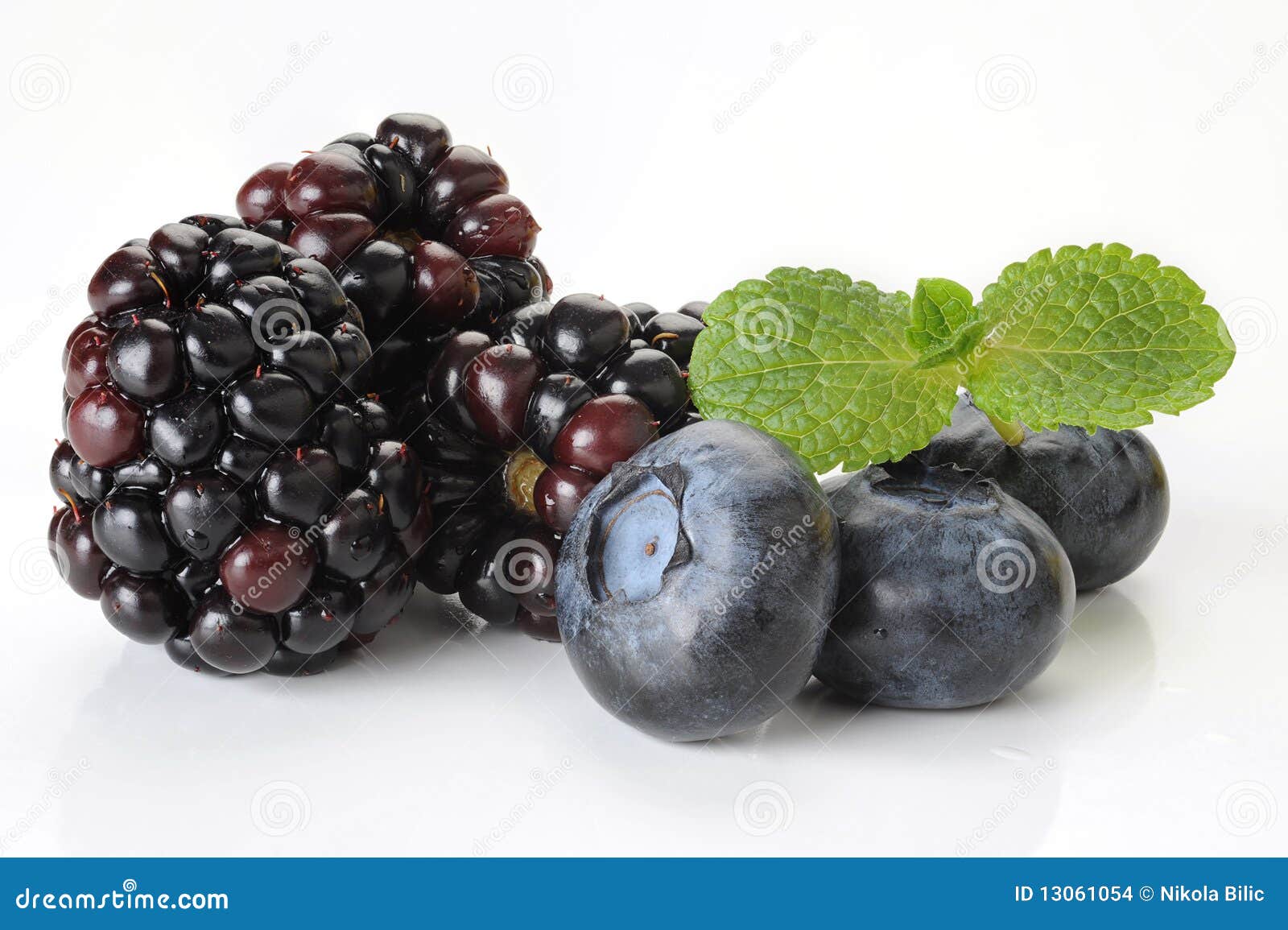 Baies photo stock. Image du mûr, frais, baie, doux, mûre 13061054