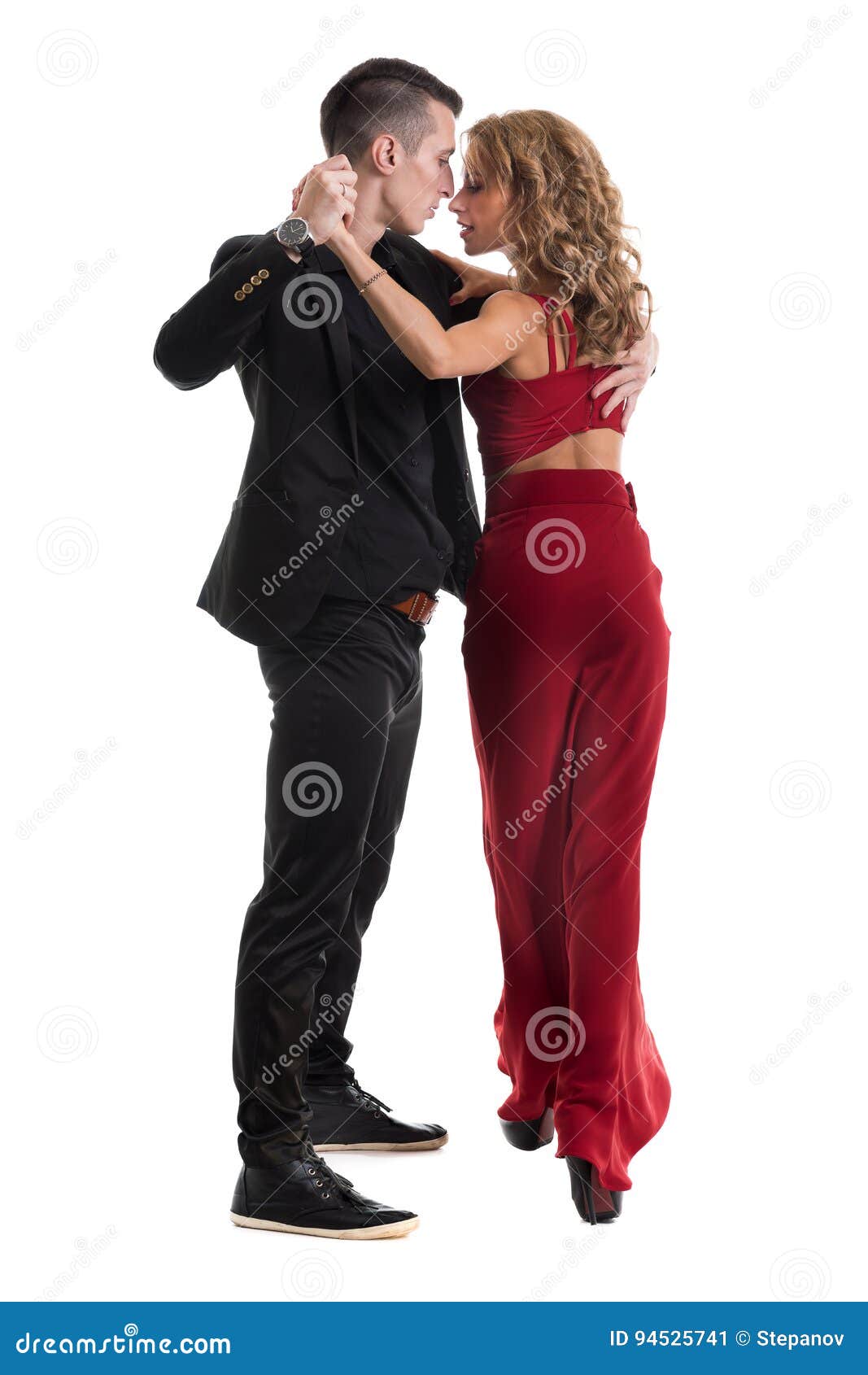 Baile Elegante Joven De Los Pares, Aislado En Blanco Imagen de archivo