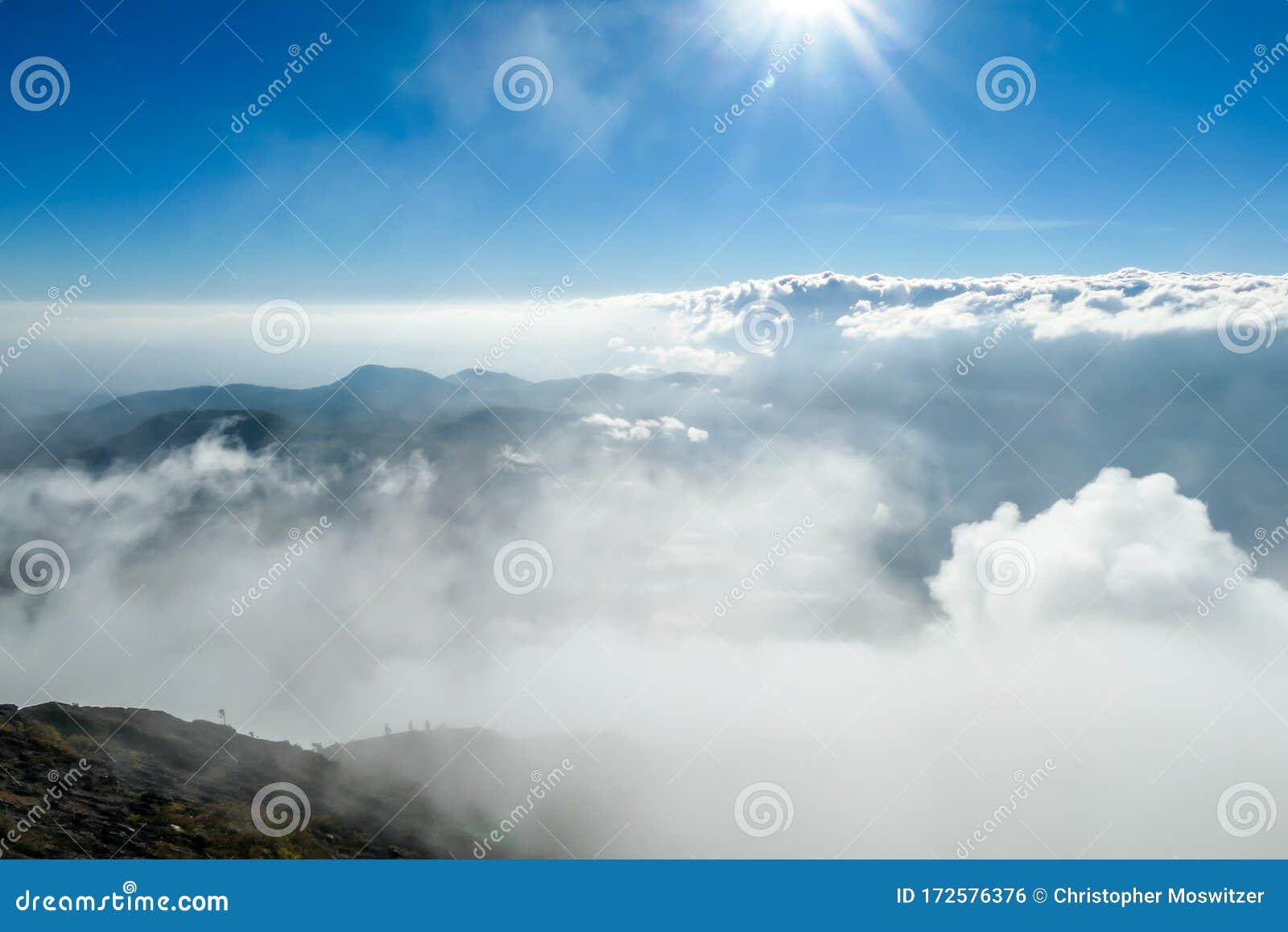 bajawa - sun shining above the clouds