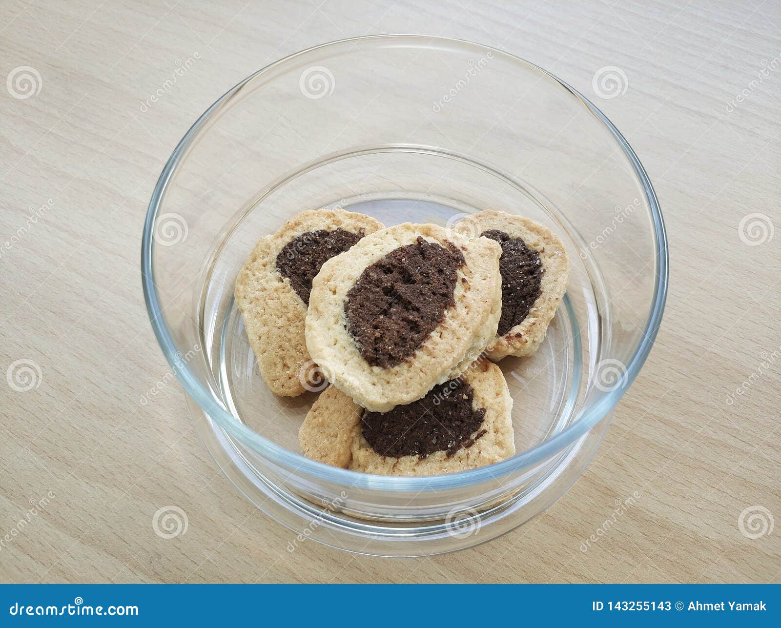 Cookies in glass bowl stock image. Image of studio, baked 143255143