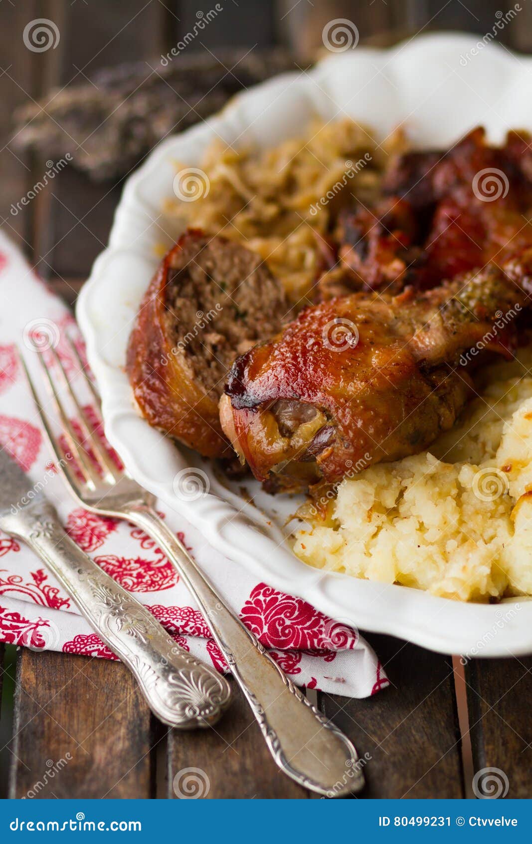 Baked goose legs stock image. Image of gooseberry, oven 80499231