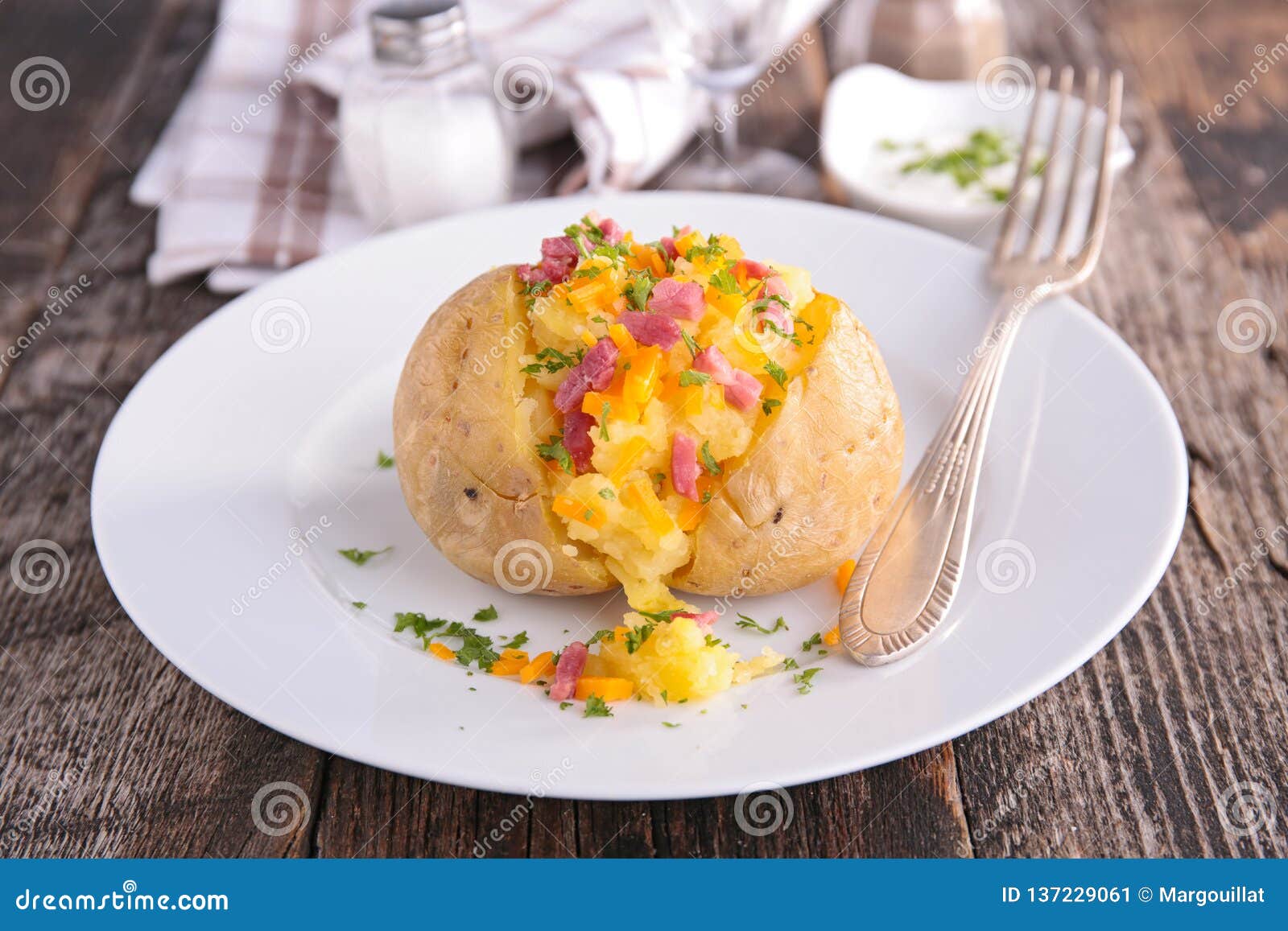 Baked potato and ham stock image. Image of baked, cheese - 137229061