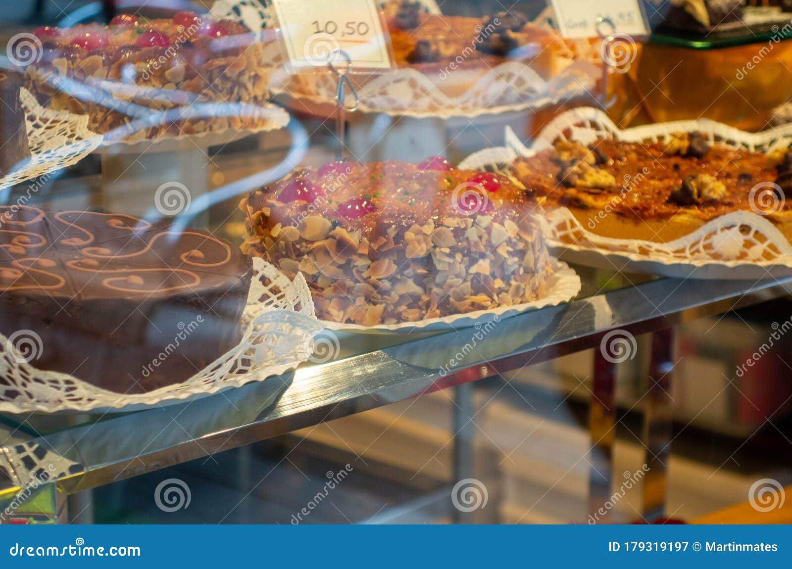 bakery shop window with delicios cakes